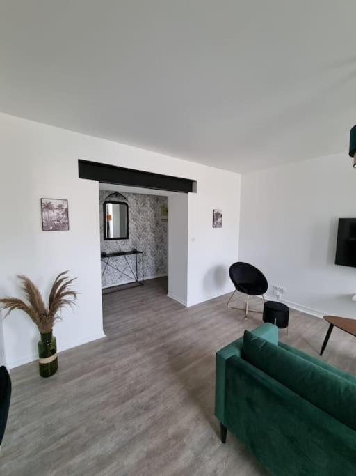 Appartement Jungle- Hypercentre -Charleville Εξωτερικό φωτογραφία